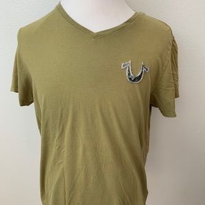 Large green True Religion tee shirt